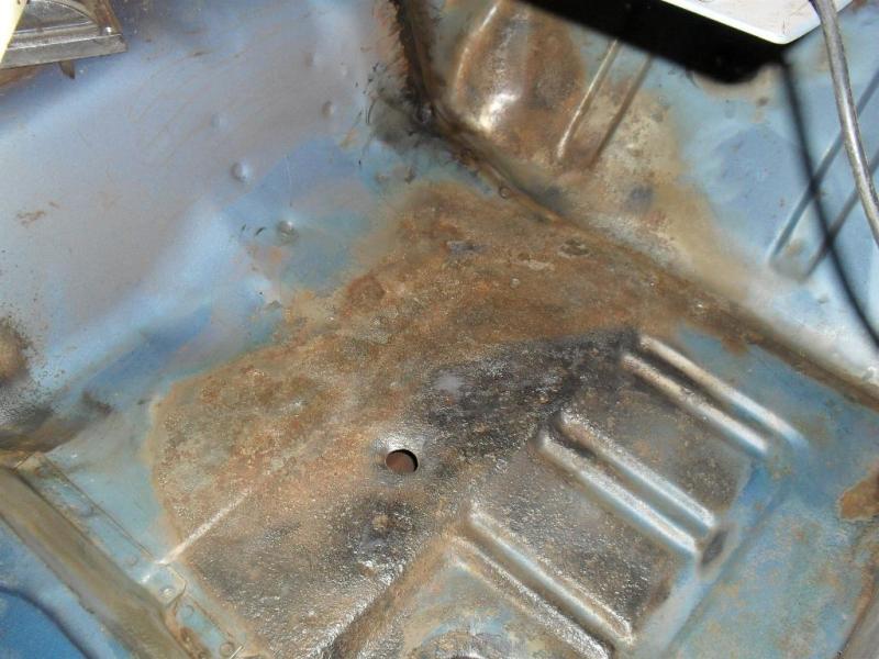 passenger floor.JPG
